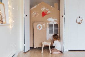 How to make a Cardboard House 2